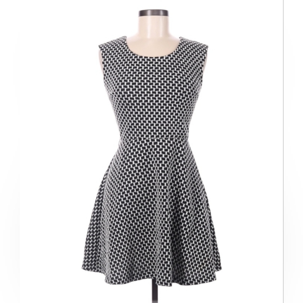 Candie's HoundstoothMini Skater Dress Black & White Women's Size Medium